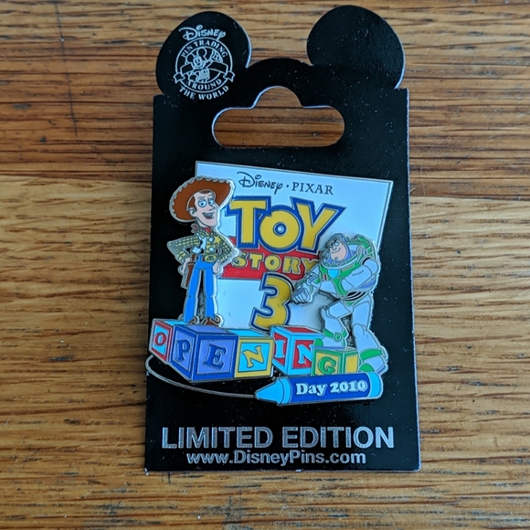 Disney Accessories - Toy Story 3 Opening Day Disney Pin